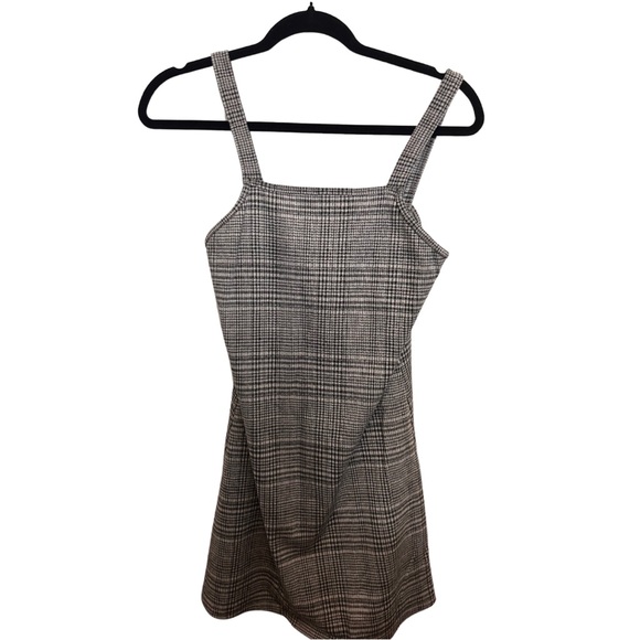 Dresses & Skirts - Grey Plaid Square Neck Tank Mini Dress, size small